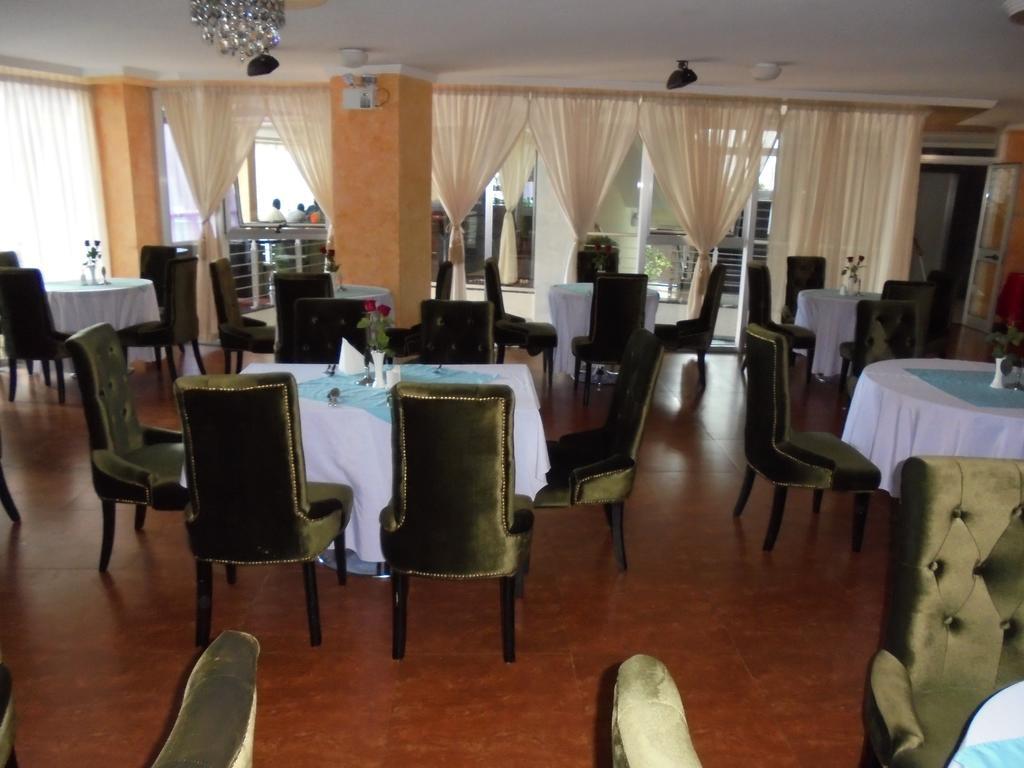 Aphrodite International Hotel Addis Abeba Buitenkant foto