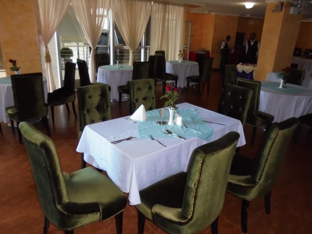 Aphrodite International Hotel Addis Abeba Buitenkant foto