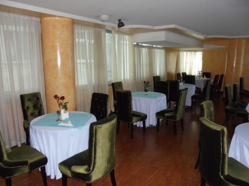 Aphrodite International Hotel Addis Abeba Buitenkant foto