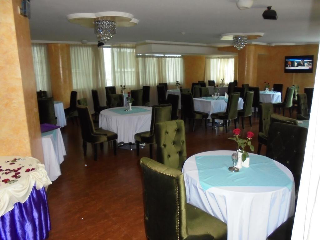 Aphrodite International Hotel Addis Abeba Buitenkant foto