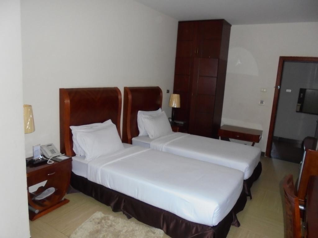 Aphrodite International Hotel Addis Abeba Kamer foto