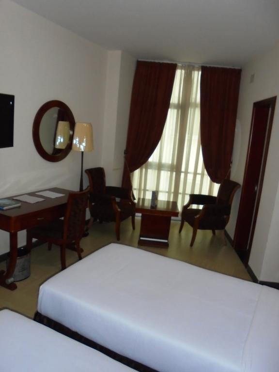 Aphrodite International Hotel Addis Abeba Buitenkant foto