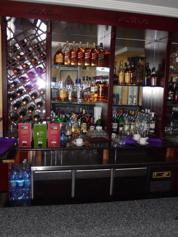 Aphrodite International Hotel Addis Abeba Buitenkant foto