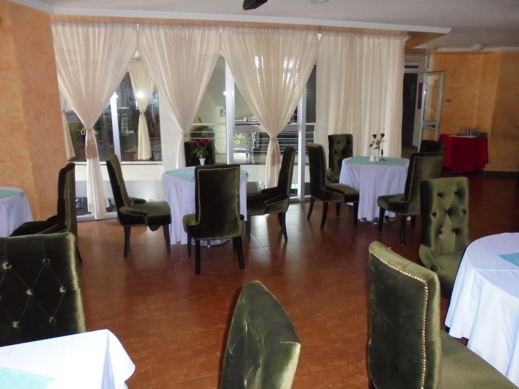 Aphrodite International Hotel Addis Abeba Buitenkant foto