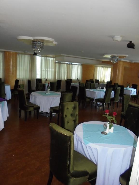 Aphrodite International Hotel Addis Abeba Buitenkant foto